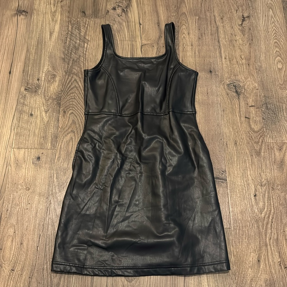 EUC abercrombie kids Black Pleather Jumper Dress with Pockets - Size 13/14